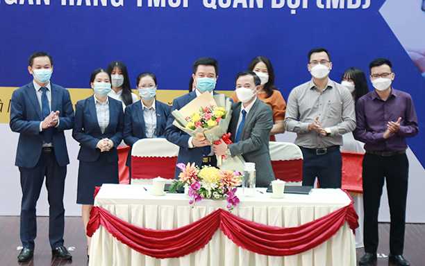 Lễ Ký kết hợp tác toàn diện giữa Đại học (ĐH) Duy Tân và Ngân hàng Thương mại Cổ phần Quân đội (MB Bank)